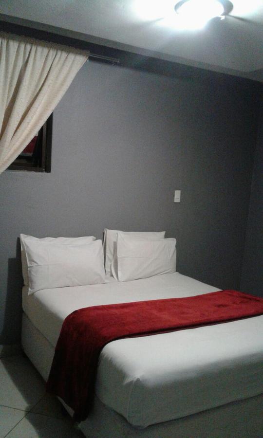 Central Lodge Hotels Йоханесбург Екстериор снимка