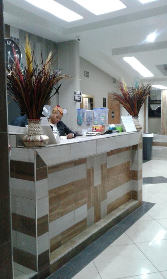 Central Lodge Hotels Йоханесбург Екстериор снимка